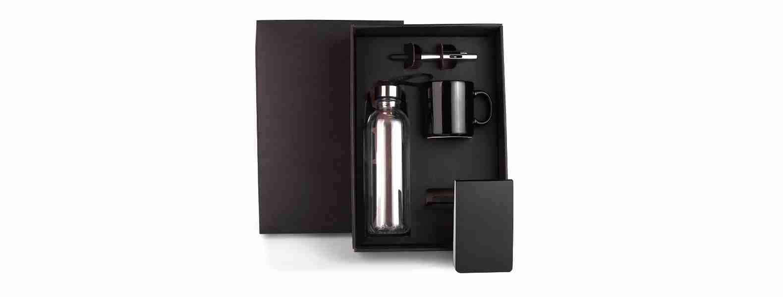 Kit Garrafa Plástica c/Acessórios Personalizado para Brindes