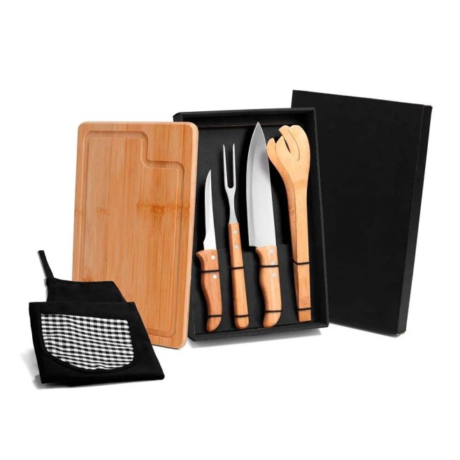 Kit para Churrasco em Bambu com Avental e Tábua Retangular com Logo Kit para Churrasco em Bambu com Avental e Tábua Retangular com Logo