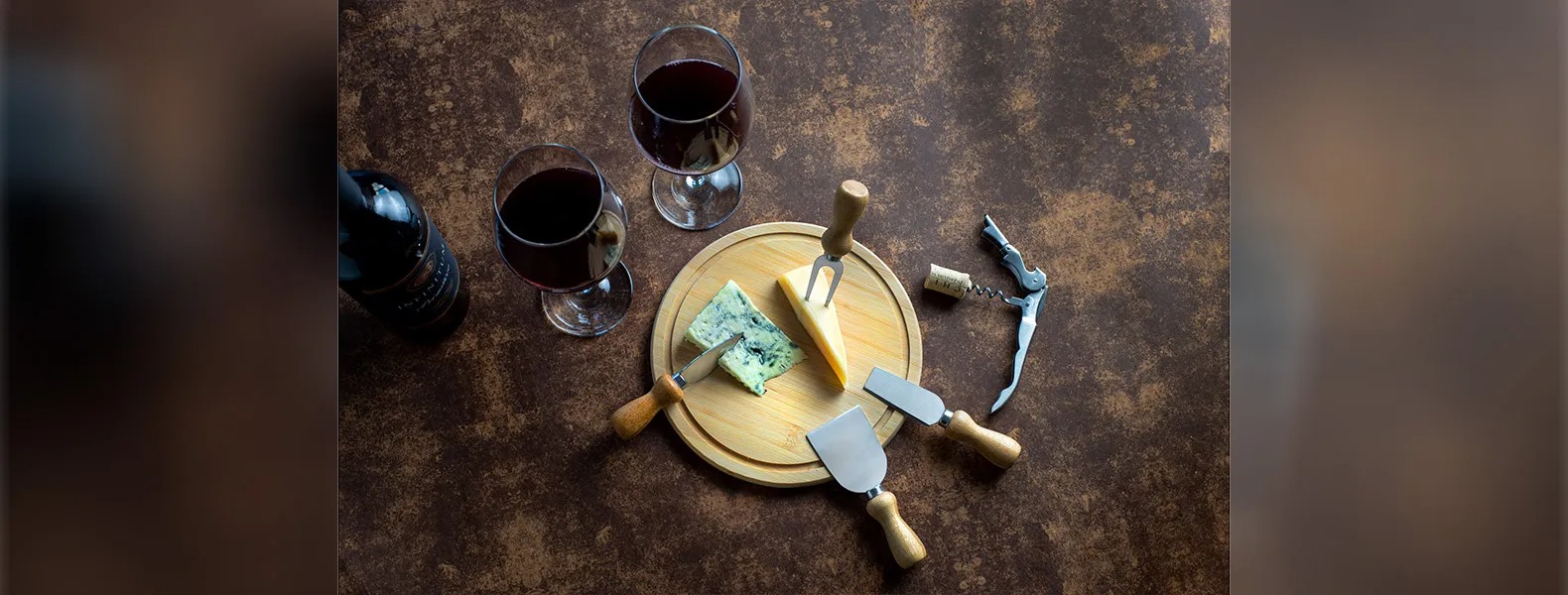 Kit Queijo e Vinho Com Abridor Saca Rolhas 8 Peças com Logo 