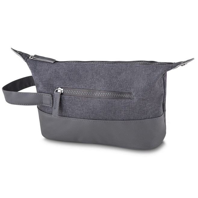 Necessaire Nylon Com Detalhes Em Couro Sintético Com Logo Necessaire Nylon Com Detalhes Em Couro Sintético Com Logo